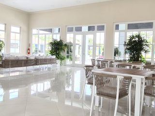 Foto 39 de Venta de Casa de Lujo con Terreno amplio en Urbanización Casa Laguna
