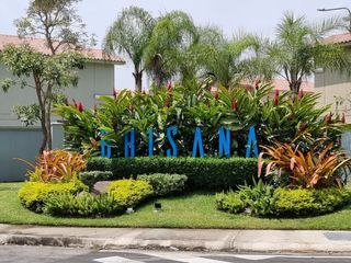 Foto 29 de Venta de Casa de Lujo con Terreno amplio en Urbanización Casa Laguna
