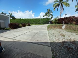 PRECIOSA CASA CAMPESTRE PARA LA VENTA VÍA A PUEBLO TAPAO, ARMENIA QUINDÍO