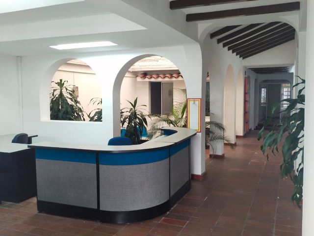 SE ARRIENDA EXCELENTE CASA BARRIO CADIZ IBAGUE