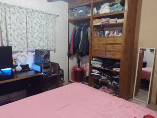 Foto 13 de Villa Udaondo - Venta - Amplio Lote c/ 2 departamentos