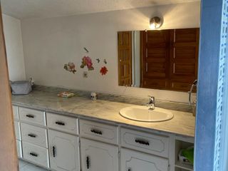 Foto 5 de ARRIENDO, los Chillos, casa grande apta para consultorios, restaurante, clínica, etc