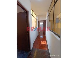 Foto 9 de Departamento En Venta En La Florida - Rimac