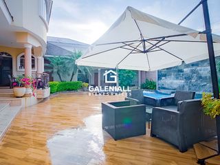 Casa Lujosa En Venta en Urbanización Privada, Machala