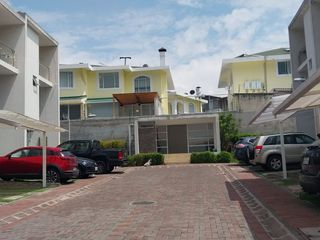 Foto 35 de VENTA CASA EN MIRASIERRA, BAJO DE PRECIO VALLE DE LOS CHILLOS CERCA A CC. SAN LUIS, ESPE