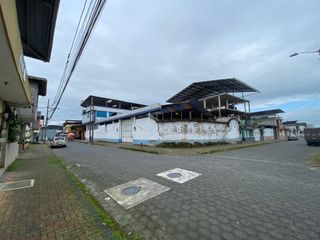 Foto 4 de LOCAL COMERCIAL Y BODEGA DE 679.21 MT2