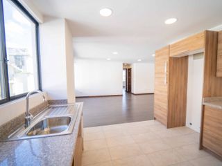 Departamento en venta por estrenar 2 habitaciones El Pinar al Norte de Quito