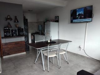 DEPARTAMENTO CON AMPLIO PATIO Y PARILLA, Santa Teresita