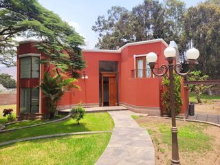 Foto 1 de RESIDENCIA EXCLUSIVA EN LA PLANICIE – ELEGANCIA, CONFORT Y NATURALEZA