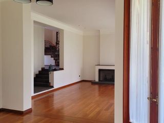 Foto 3 de RESIDENCIA EXCLUSIVA EN LA PLANICIE – ELEGANCIA, CONFORT Y NATURALEZA