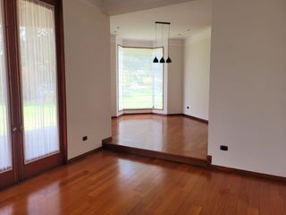 Foto 4 de RESIDENCIA EXCLUSIVA EN LA PLANICIE – ELEGANCIA, CONFORT Y NATURALEZA