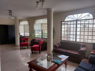 Departamento de alquiler Ciudadela Ietel, 4 dormitorios, 2 plantas, terraza