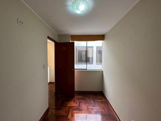 LA CALERA SURQUILLO VENTA BONITO DEPARTAMENTO DE 67 M2 MUY BIEN UBICADO ENTRE LAS AVENIDAS ANGAMOS, AVIACION, TOMAS MARSANO Y CARLOS VILLARAN (LIMITE CON SURCO, MIRAFLORES Y SAN BORJA)