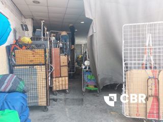 Foto 4 de VENTA LOCAL Y/O TERRENO EN CERCADO DE LIMA