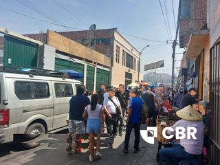 Foto 8 de VENTA LOCAL Y/O TERRENO EN CERCADO DE LIMA