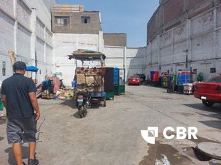 Foto 7 de VENTA LOCAL Y/O TERRENO EN CERCADO DE LIMA