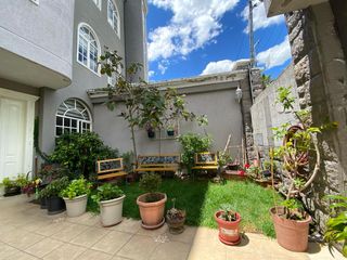 Foto 4 de Confortable Dpto. Dúplex Independiente-Casa $229.900 Urb. El Condado
