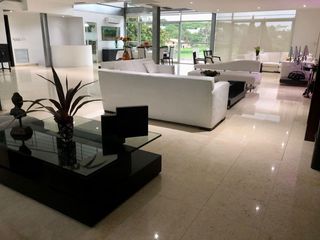 Foto 5 de Casa de lujo en venta en Club lagos de caujaral. Vista al lago y campos de golf. Barranquilla
