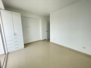 Foto 9 de Departamento De Estreno En Venta Urbanización Mayorazgo Ate