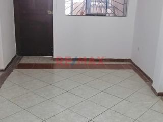 Foto 5 de Se Vende Casa Productiva De 3 Pisos En Urb. La Rinconada ID: 1023176