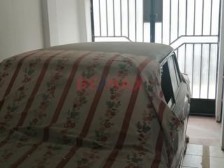 Foto 3 de Se Vende Casa Productiva De 3 Pisos En Urb. La Rinconada ID: 1023176