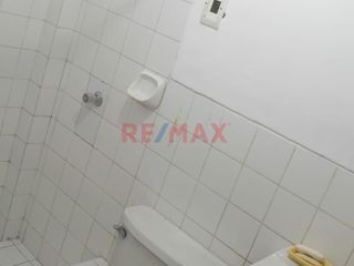 Foto 16 de Se Vende Casa Productiva De 3 Pisos En Urb. La Rinconada ID: 1023176