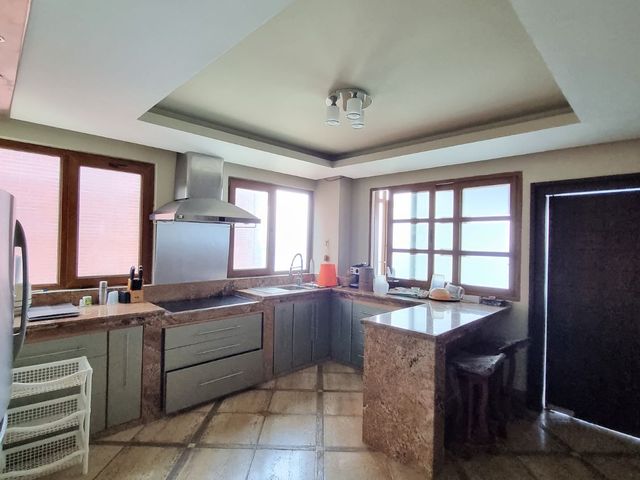 Vendo Penthouse Edificio Alcantara Zona Mall del Pacifico