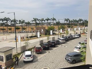 Foto 11 de En alquiler Isla Planta Baja en Plaza Comercial Vizcaya, Ciudad Celeste Vía a Samborondon
