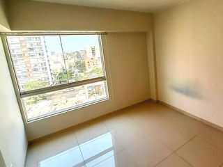 FLAT BAJO DE PRECIO EN SURQUILLO