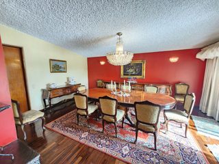 Foto 8 de Venta Casa de Amplio Jardín, Cerca a Parque. Rinconada del Lago