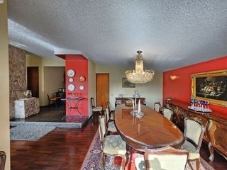 Foto 6 de Venta Casa de Amplio Jardín, Cerca a Parque. Rinconada del Lago