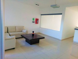 Foto 2 de Alquiler temporario de departamento en Carlos Paz con patio, piscina y cochera