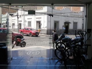 Foto 10 de Edificio Comercial en Renta Riobamba