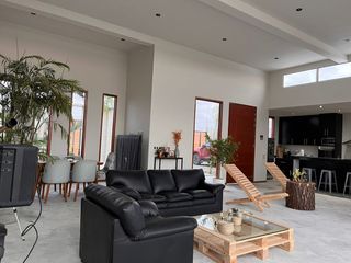 Foto 3 de AMPLIA CASA EN VENTA-  URB.LA PALMA -LOS EJIDOS- PIURA
