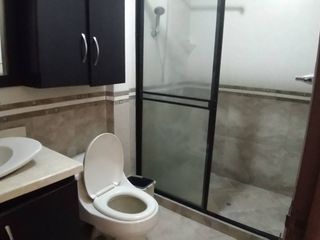 Foto 5 de Venta de casa comercial frente al exito panamericana