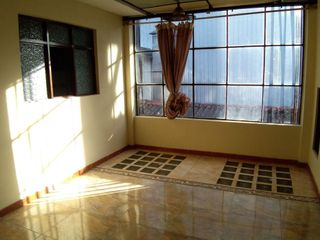Foto 6 de Venta de casa comercial frente al exito panamericana