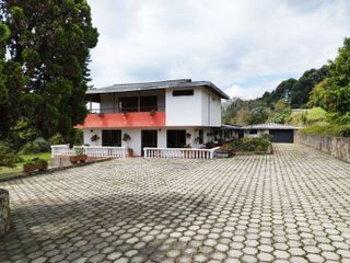 PR18435 Casa Finca en venta en el sector Santa Elena