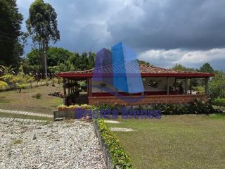 Arriendo casa campestre ubicada en el municipio de Guarne Antioquia, vereda garrido