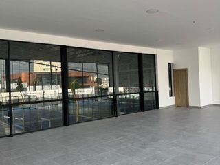 Foto 2 de RENTO LOCAL COMERCIAL 93M2, EL CICLISTA