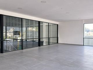 Foto 7 de RENTO LOCAL COMERCIAL 93M2, EL CICLISTA
