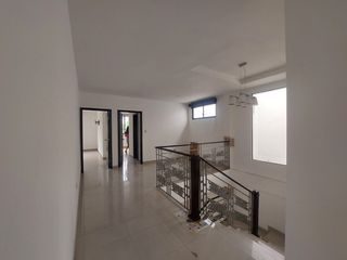 Foto 7 de Via la costa, Se renta linda casa 4 dormitorio con piscina