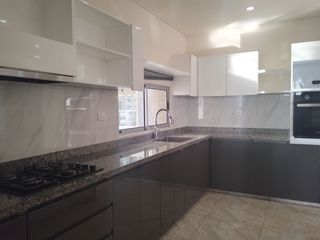 Apartamento en arriendo en Villa Campestre.