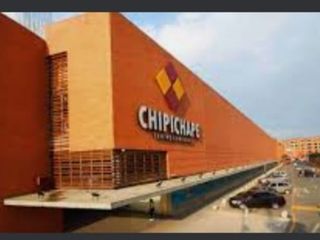 Foto 2 de ALQUILO OFICINA EN CENTRO COMERCIAL CHIPICHAPE