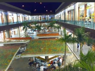 Foto 8 de ALQUILO OFICINA EN CENTRO COMERCIAL CHIPICHAPE