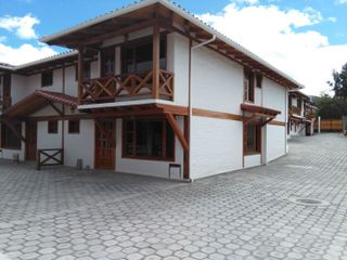 Hermosas Casas de Venta en La Armenia 1 con amplios patios en Planos Avance Obra 30%