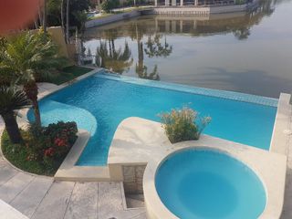 Foto 1 de Venta Samborondon Mansión de 5 Dorm.