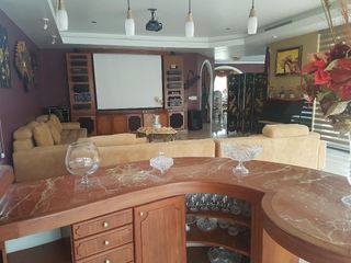 Foto 10 de Venta Samborondon Mansión de 5 Dorm.