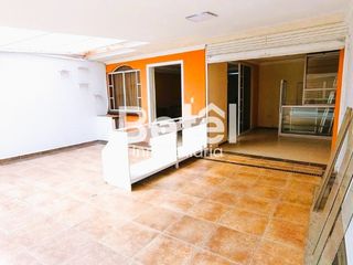 Foto 3 de Casa con local comercial I CONTROL SUR
