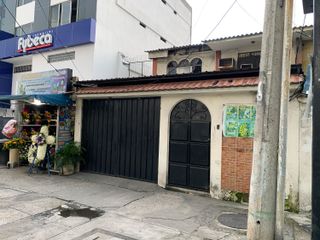 Venta, Casa Comercial en Av. 25 de Julio - Cdla. La Ronda, Sur de Guayaquil.
