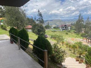 Foto 22 de Elegante villa en venta con 3.500m2 de terreno exclusivo sector, Challuabamba Alto.